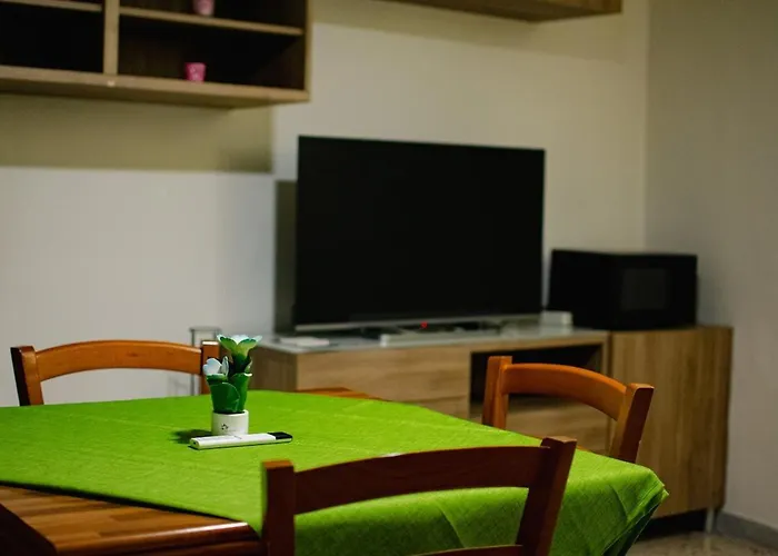 Apartment Core To Core Between Toledo And Piazza G *