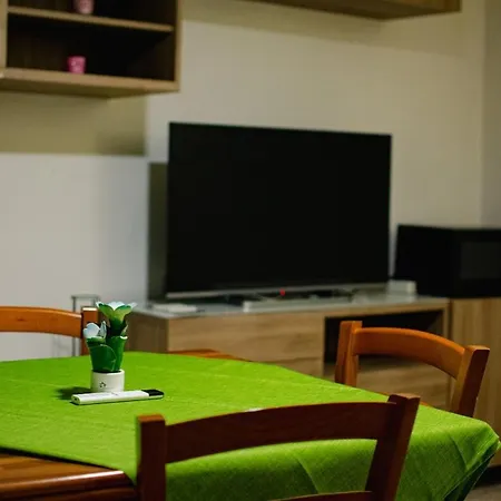 Apartment Core To Core Between Toledo And Piazza G *